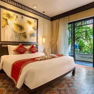 Field Boutique & **** Hoi An