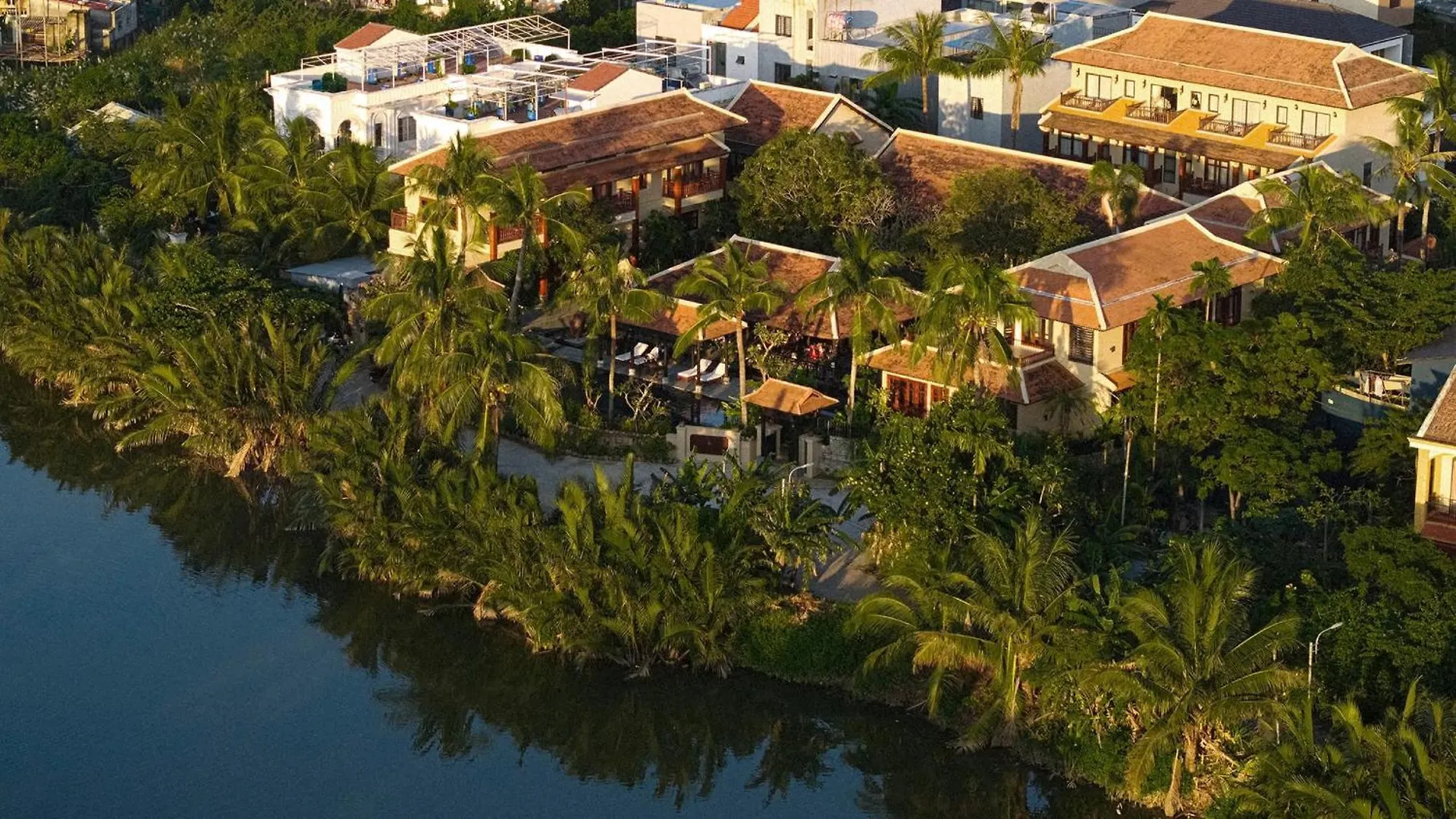 Su Retreat Hoi An - Riverfront Resort 4*,  Vietnam